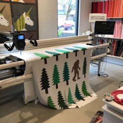 Modern Domestic - I took the longarm class at MD and i am so glad i did. the class was thorough and it came with a two hour individual practise.