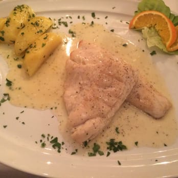 Colosseo - Zanderfilet mit Weißwein-Sauce - Italian Near Me - Heusenstamm, HE