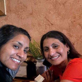 Ella Cafe - My sis and I waiting for our iced lattes - Cafes Near Me - Coral Springs, Florida