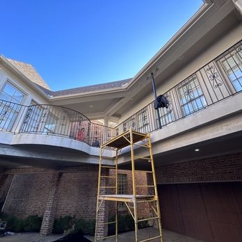 Cusolito Property Solutions - Remodeling floor - General Contractors Near Me - Dallas, Texas
