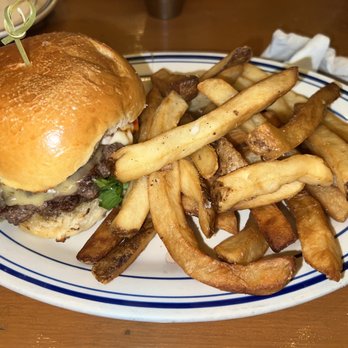 Duke's Grocery - Proper Burger - Burgers Near Me - Washington, DC, District of Columbia