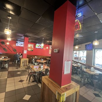 Wize Guyz Grille - Inside dinning - American Near Me - Cherokee, North Carolina Wize Guyz Grille - Inside dinning - American Near Me - Cherokee, North Carolina