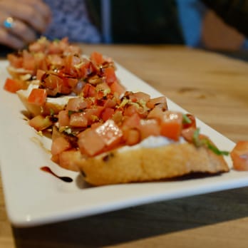 Eureka! - HH bruschetta with goat cheese = incredible! Only $4 - American Near Me - Seattle, Washington