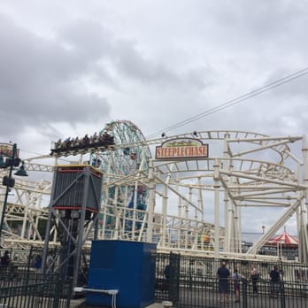 Luna Park - Amusement Parks Near Me - Brooklyn, New York