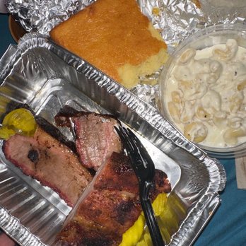 Smoke Shack - Corn bread Mac n cheese brisket and ribs - Barbeque Near Me - Milwaukee, Wisconsin Smoke Shack - Corn bread Mac n cheese brisket and ribs - Barbeque Near Me - Milwaukee, Wisconsin