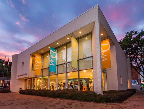 Social spots from Dubuque Museum of Art