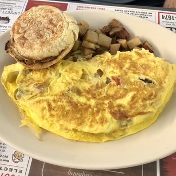 Easter's - Farmer's Omelette - Breakfast & Brunch Near Me - Weymouth, Massachusetts Easter's - Farmer's Omelette - Breakfast & Brunch Near Me - Weymouth, Massachusetts