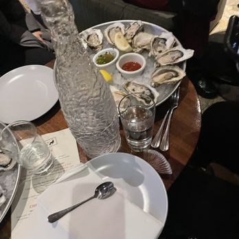 Barrel House Tavern - Happy hour Oysters - New American Near Me - Sausalito, California Barrel House Tavern - Happy hour Oysters - New American Near Me - Sausalito, California