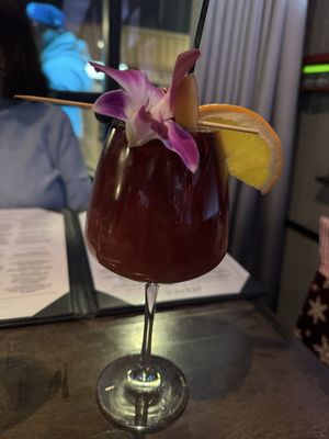 Avenue Social Kitchen & Cocktails by null