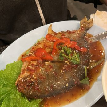 Ruen Pair - Fish - Thai Near Me - Los Angeles, California Ruen Pair - Fish - Thai Near Me - Los Angeles, California