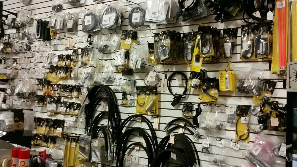 ALTON MOTORSPORTS COMPANY Updated September 2024 13 Photos 12 Dot