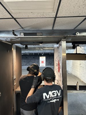Machine Guns Vegas by null