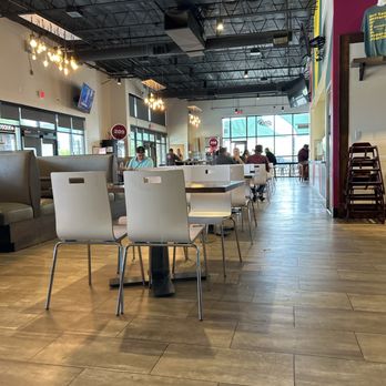 Restoration Pizza - Spacious interior - Pizza Near Me - Albuquerque, New Mexico