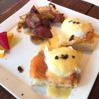 Tangö Contemporary Café - Gravlax Benedict - Asian Fusion Near Me - Honolulu, Hawaii Tangö Contemporary Café - Gravlax Benedict - Asian Fusion Near Me - Honolulu, Hawaii