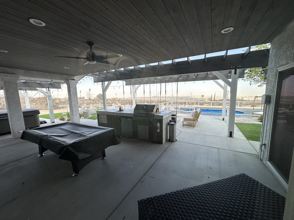 Slide of Hi Desert STR Pros