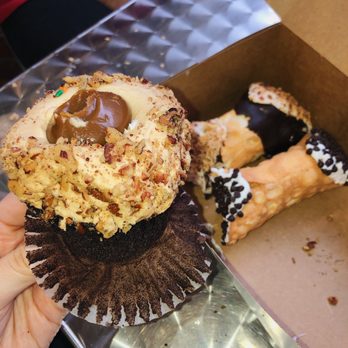 Mike's Pastry - Pecan Caramel Cupcake, Chocolate Chip Cannoli, Hazelnut Cannoli - Bakeries Near Me - Boston, Massachusetts