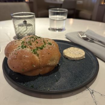 Cactus Club Cafe - Warm Pull Apart Brioche - Cocktail Bars Near Me - Boston, Massachusetts Cactus Club Cafe - Warm Pull Apart Brioche - Cocktail Bars Near Me - Boston, Massachusetts