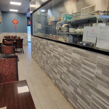 Happy Corner 13 - Inside the restaurant - Chinese Near Me - Oakland Gardens, New York Happy Corner 13 - Inside the restaurant - Chinese Near Me - Oakland Gardens, New York