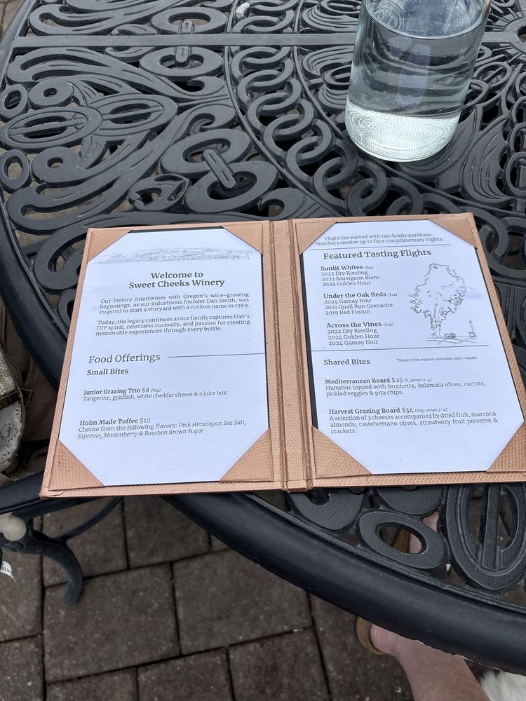 Sweet Cheeks Winery - vineyard in Eugene, OR