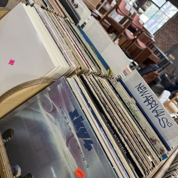 Community Thrift Store - Lots of vinyl for sale - Thrift Stores Near Me - San Francisco, California Community Thrift Store - Lots of vinyl for sale - Thrift Stores Near Me - San Francisco, California
