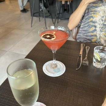 Oceana - Champagne and Red Sea Martini (Effen vodka, wild watermelon liqueur squeeze of lime, splash soda water) - Seafood Near Me - Rancho Mirage, California Oceana - Champagne and Red Sea Martini (Effen vodka, wild watermelon liqueur squeeze of lime, splash soda water) - Seafood Near Me - Rancho Mirage, California