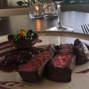 Solera - Wagyu steak - Lounges Near Me - Honolulu, Hawaii