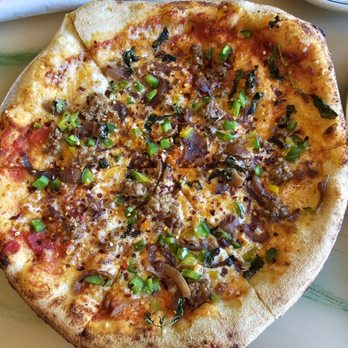 The Upper Crust - Sausage Green Pepper & Onion Pizza - Pizza Near Me - Gettysburg, Pennsylvania