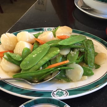 Hong's Garden - Scallop snow peas - Chinese Near Me - Parachute, Colorado