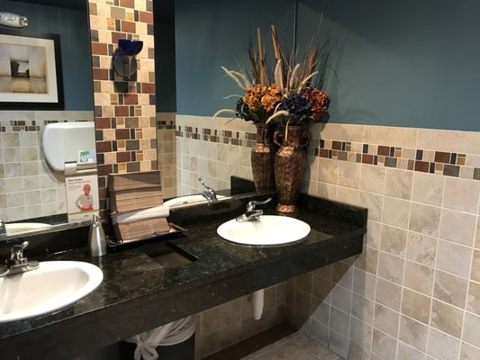 Photo of The Melting Pot - Gaithersburg, MD, US. Clean bathrooms