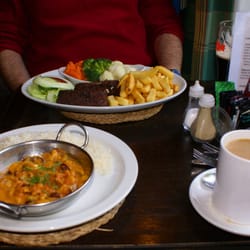 White Hart Inn - Meal at the White Hart Inn, Talybont-on-Usk