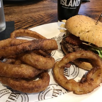 The Fix Burger Bar - Burgers Near Me - Worcester, Massachusetts