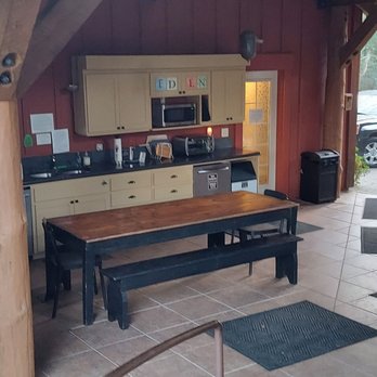 Eden Vale Inn - Outdoor kitchen - Bed & Breakfast Near Me - Placerville, California
