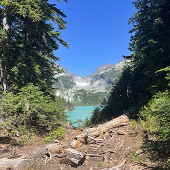 Mount Baker-Snoqualmie National Forest - Views - Parks Near Me - Everett, Washington