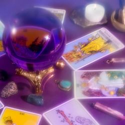 Albany Psychic - Crystal & tarot reading