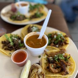 Tacos “El Compa” - Street Tacos with asada and pastor