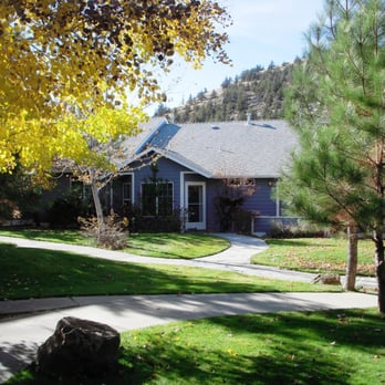 Cascadia Property Management - Single Level Handicap Accessible Units - Property Management Near Me - Bend, Oregon Cascadia Property Management - Single Level Handicap Accessible Units - Property Management Near Me - Bend, Oregon