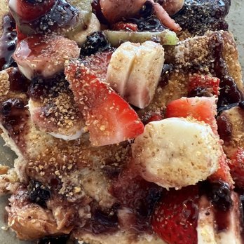 First Watch - Florida French toast with wheat germ - Cafes Near Me - Destin, Florida First Watch - Florida French toast with wheat germ - Cafes Near Me - Destin, Florida