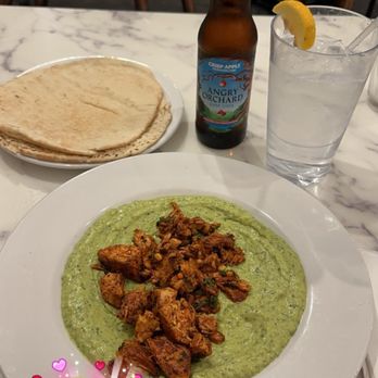 Pita Jungle - Cilantro Jalapeño Hummus with Chicken& fresh warm Pita! 10/10 recommend! - Mediterranean Near Me - Phoenix, Arizona Pita Jungle - Cilantro Jalapeño Hummus with Chicken& fresh warm Pita! 10/10 recommend! - Mediterranean Near Me - Phoenix, Arizona