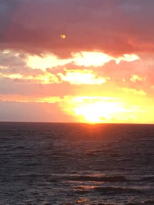 The Hale Pau Hana by null