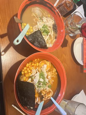 Etang Noodle & Hot Pot by null