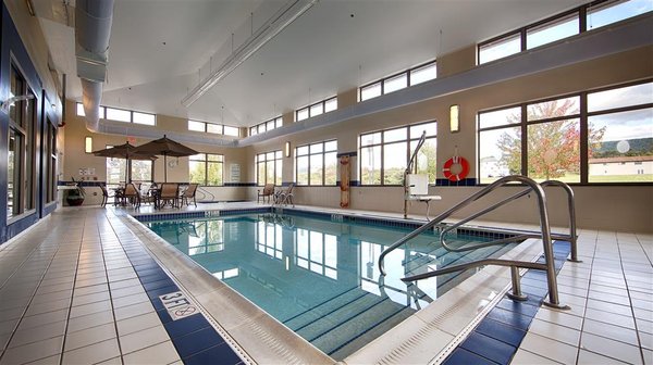 Best Western Plus University Park Inn & Suites by null