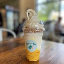 Enseamada Cafe - Mango Halo Halo