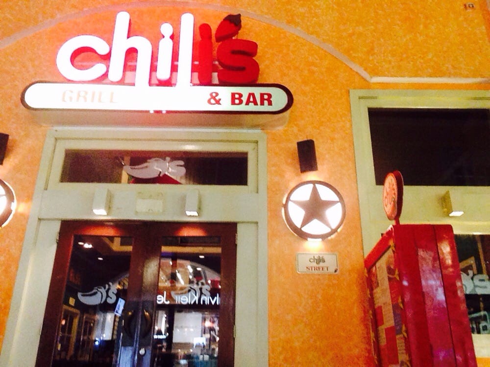 CHILIS BAR AND GRILL 27 Photos & 16 Reviews Blvd. Kukulkan KM 9