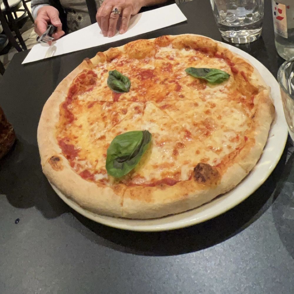 Margarita pizza Margarita pizza
