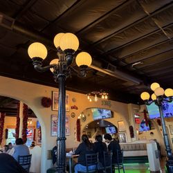 Clancy's Pub an Irish Cantina - More wonderful decor! What a pleasure to eat here!!!