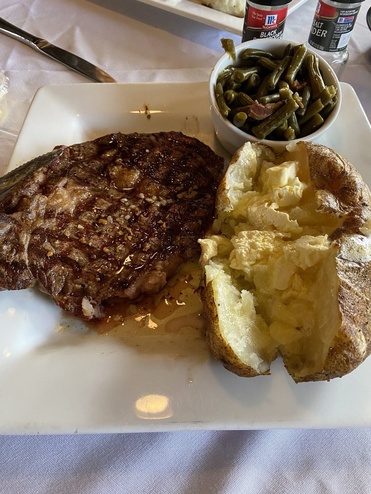 NORTH FLOW STEAKHOUSE & TAVERN Updated September 2024 527 S Main St