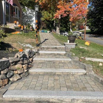 Rayner Enterprises - the steps leading up to the house - Landscaping Near Me - Tewksbury, Massachusetts
