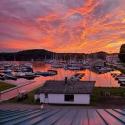 Charlie's Marina & Mercruiser Repair