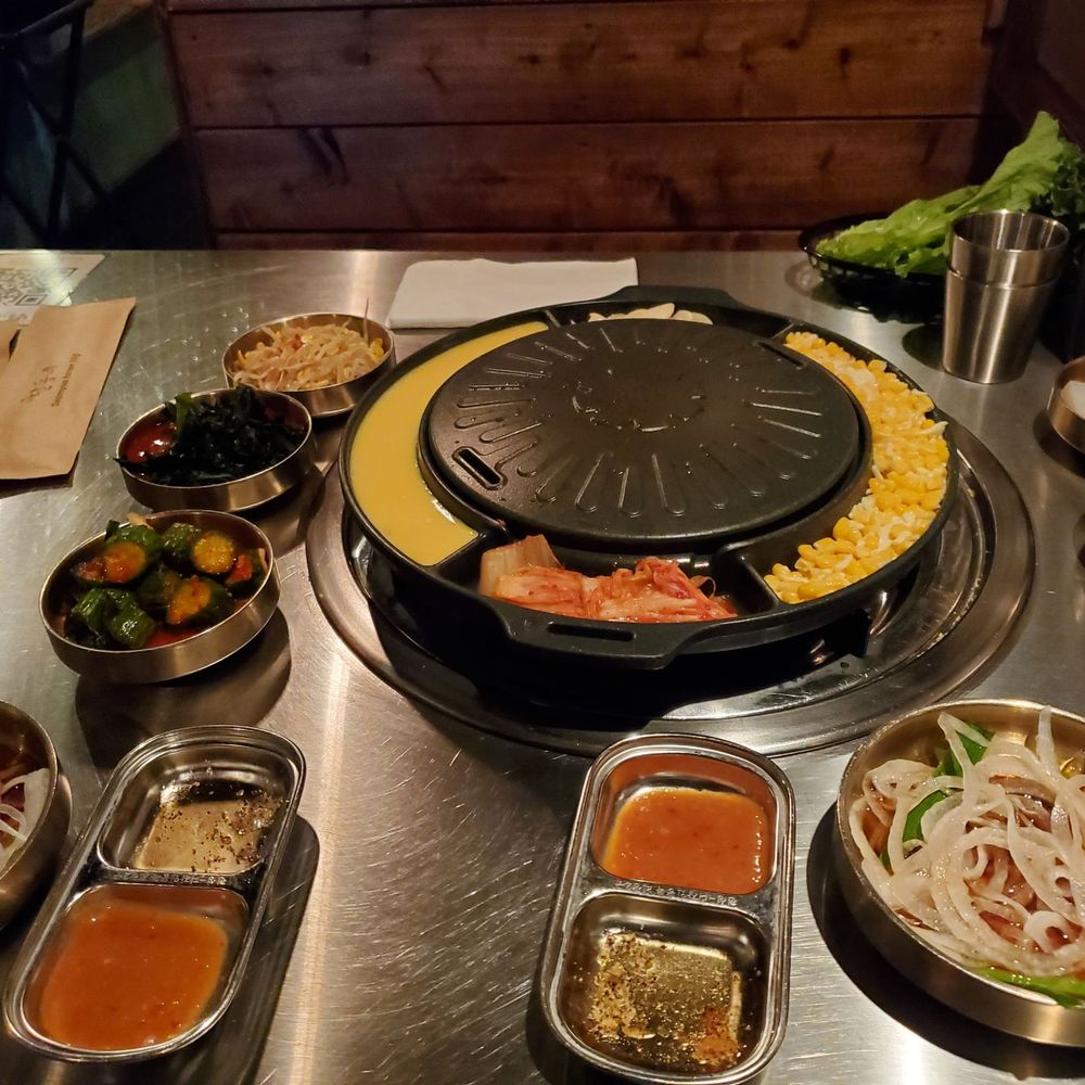 Daldongnae Korean BBQ - Dundas Square - Extra side dishes - Korean Near Me - Toronto, Ontario Daldongnae Korean BBQ - Dundas Square - Extra side dishes - Korean Near Me - Toronto, Ontario