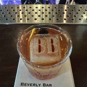Beverly Bar - Drinks were top notch! That's a GIN old fashioned! Don't knock it till you try it - Wine Bars Near Me - Beverly Hills, California